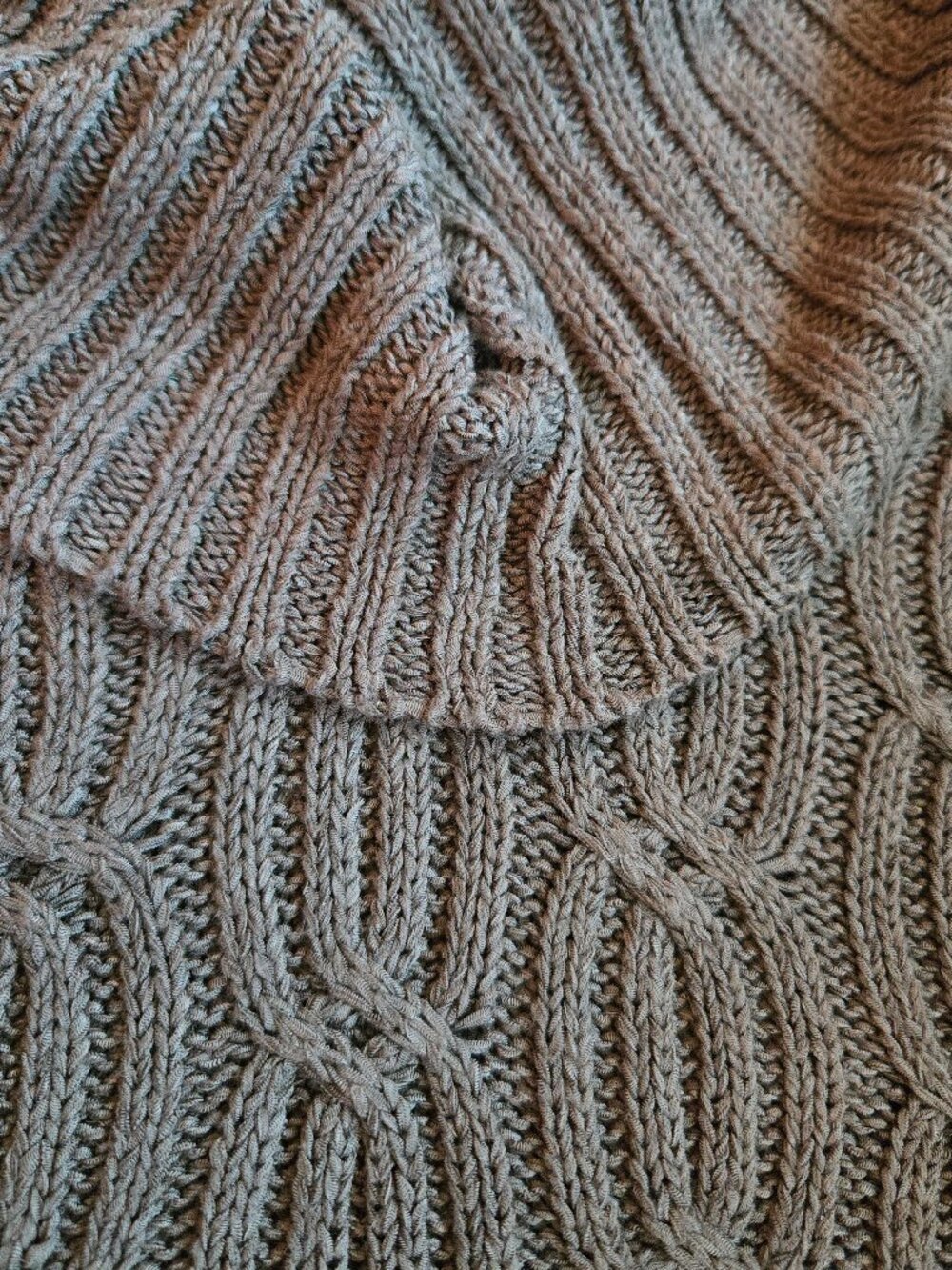 LOFT Cowl Collar Cable Knit Sweater Medium Olive Gray - Picture 11 of 13